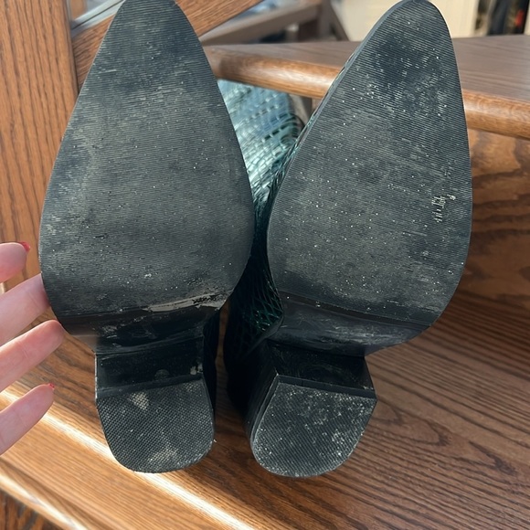 Faux lizard cowboy boots - Picture 5 of 5